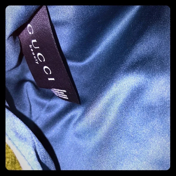 Gucci makeup bag - Picture 1 of 5